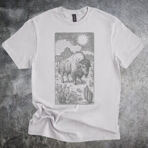 Abstract Shapes Graphic Tee in Ice Gray for Modern Art Lovers